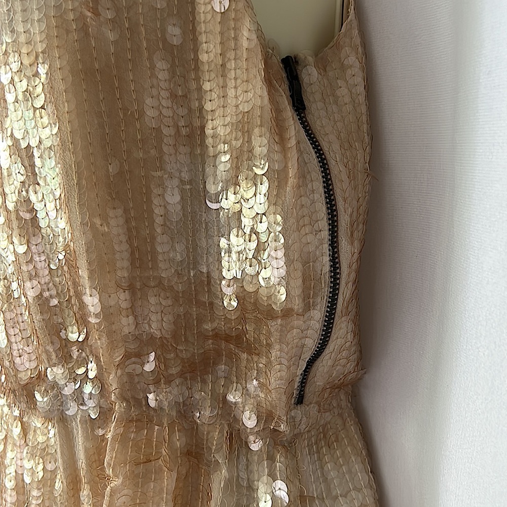 Alice + Olivia NWT Sexy Sequined Nude Sleeveless Tank Top Shirt **Size L** 🔥🔥 - Picture 4 of 6